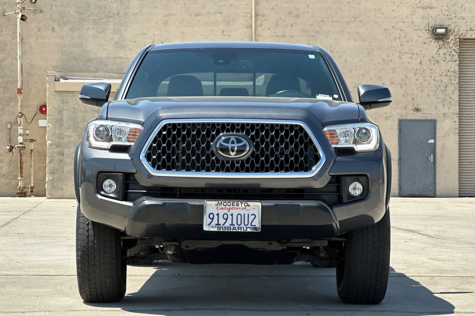 Used 2019 Toyota Tacoma TRD Off-Road AWD/4WD image 8