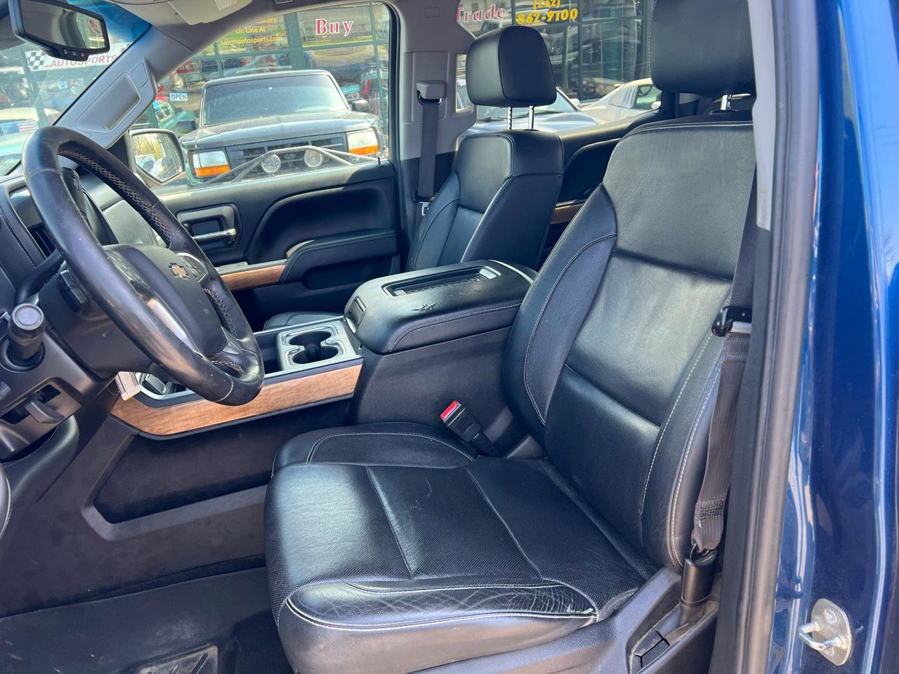 Used 2016 Chevrolet Silverado 1500 LTZ w/ Sport Package AWD/4WD image 7