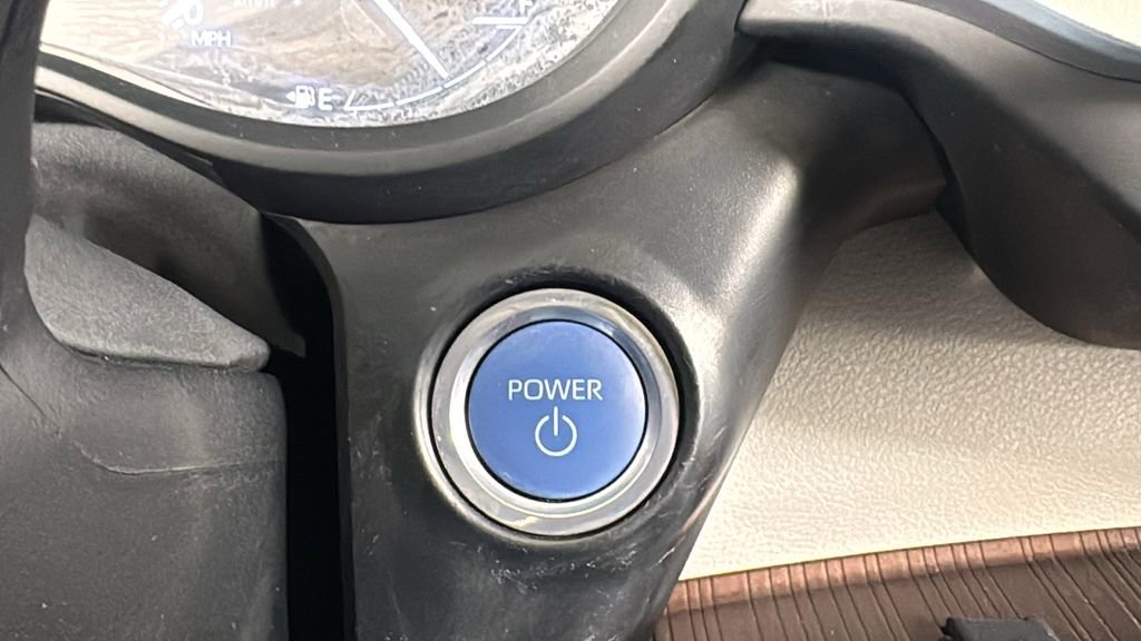 Used 2024 Toyota Sienna XLE image 26