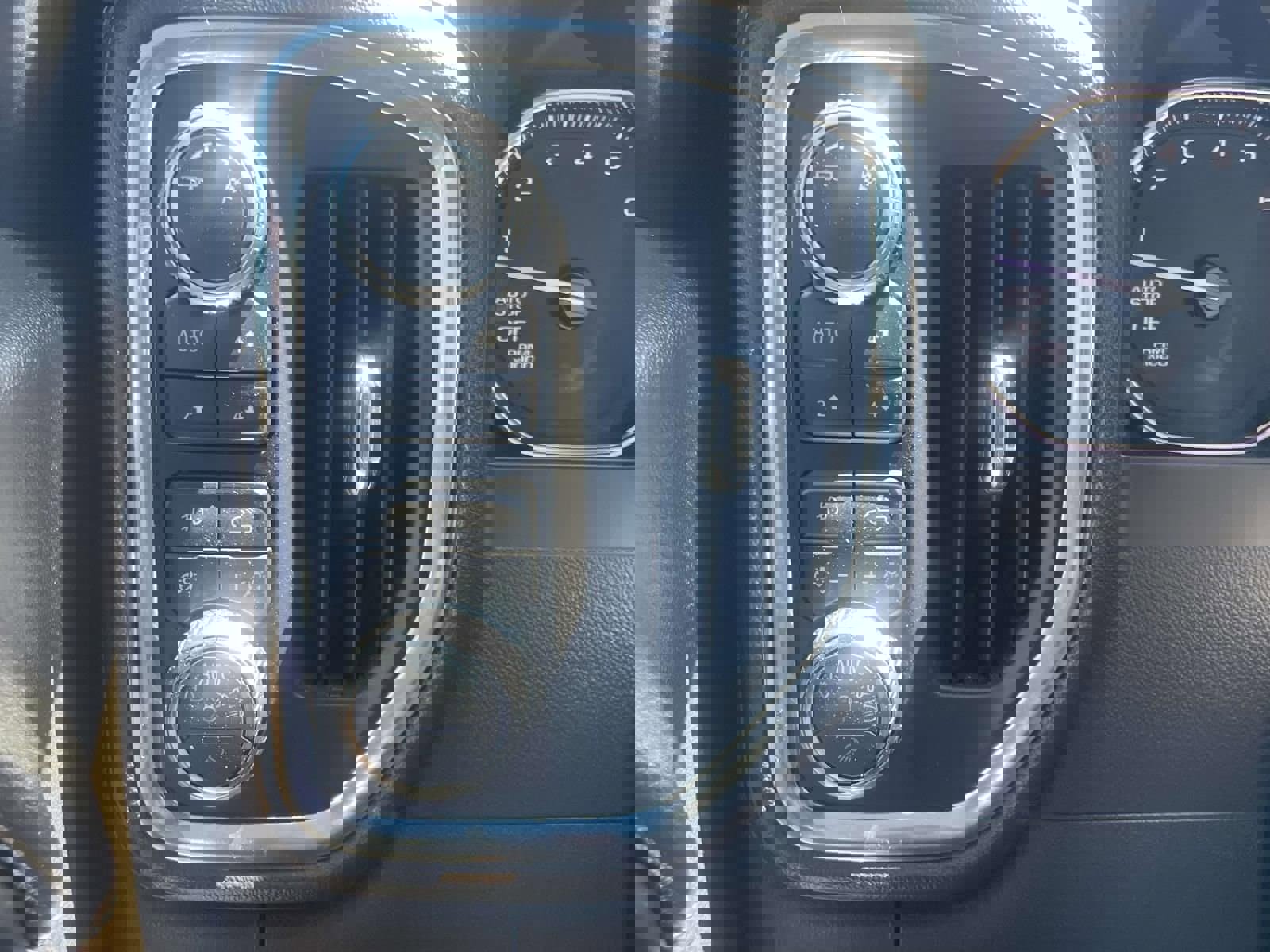 Used 2019 GMC Sierra 1500 SLT w/ SLT Premium Plus Package image 24