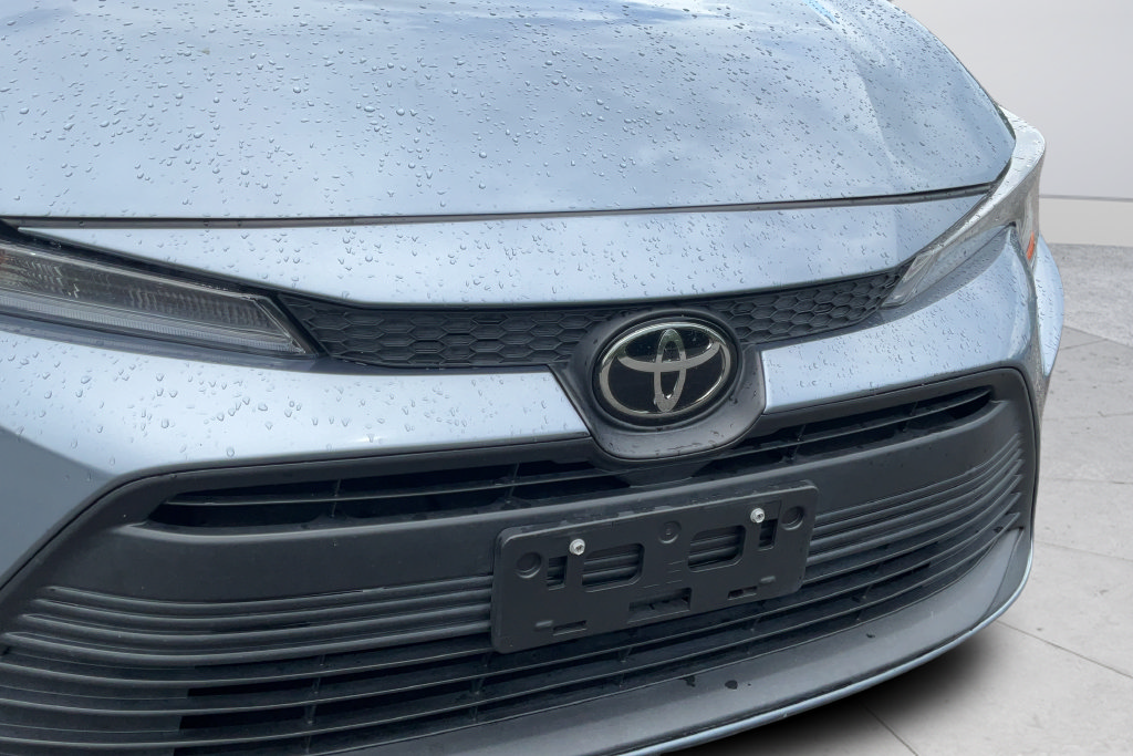 Used 2024 Toyota Corolla LE FWD image 27