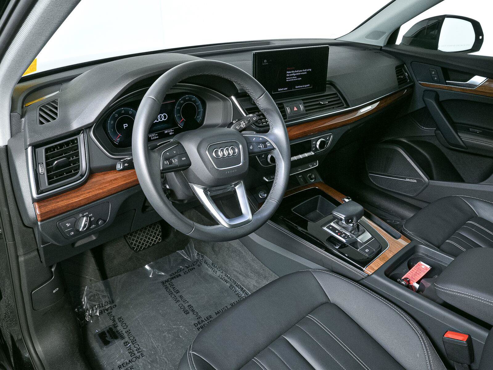 Used 2023 Audi Q5 2.0T Premium Plus w/ Premium Plus Package AWD/4WD image 4