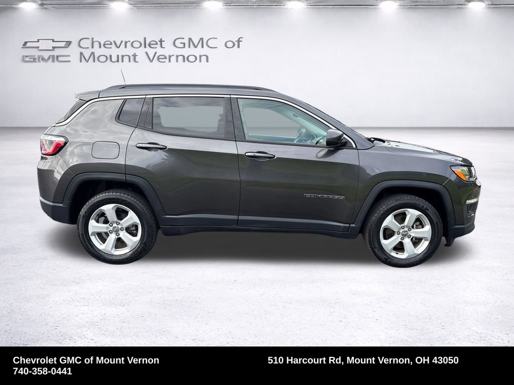 Used 2019 Jeep Compass Latitude AWD/4WD image 7