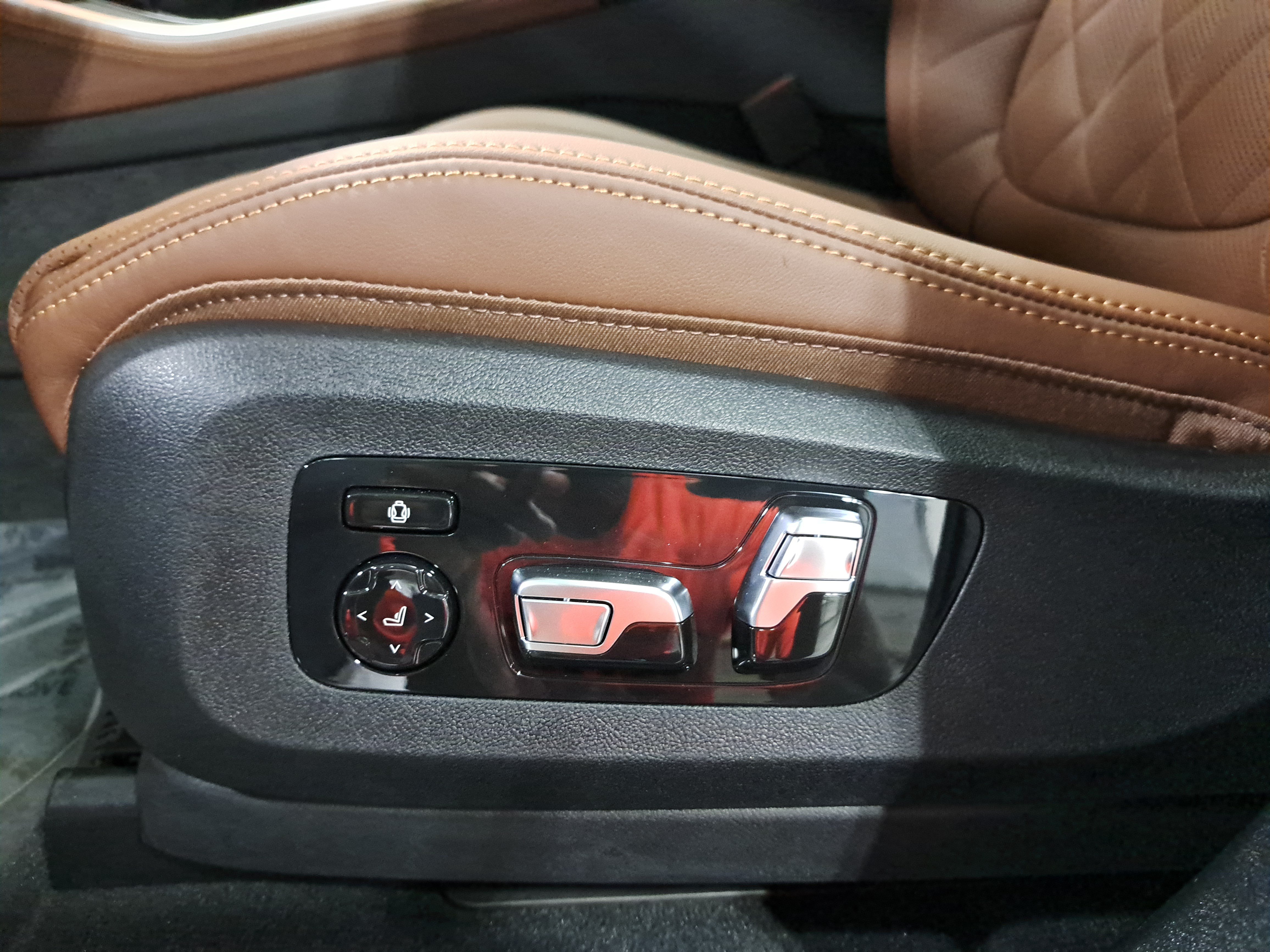 New 2026 BMW X5 M60i AWD/4WD image 29