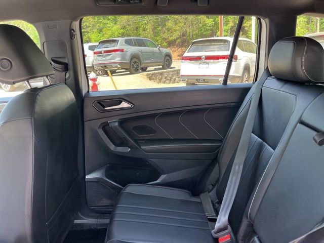 Used 2024 Volkswagen Tiguan SE R-Line image 14