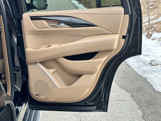 Used 2019 Cadillac Escalade Platinum image 26
