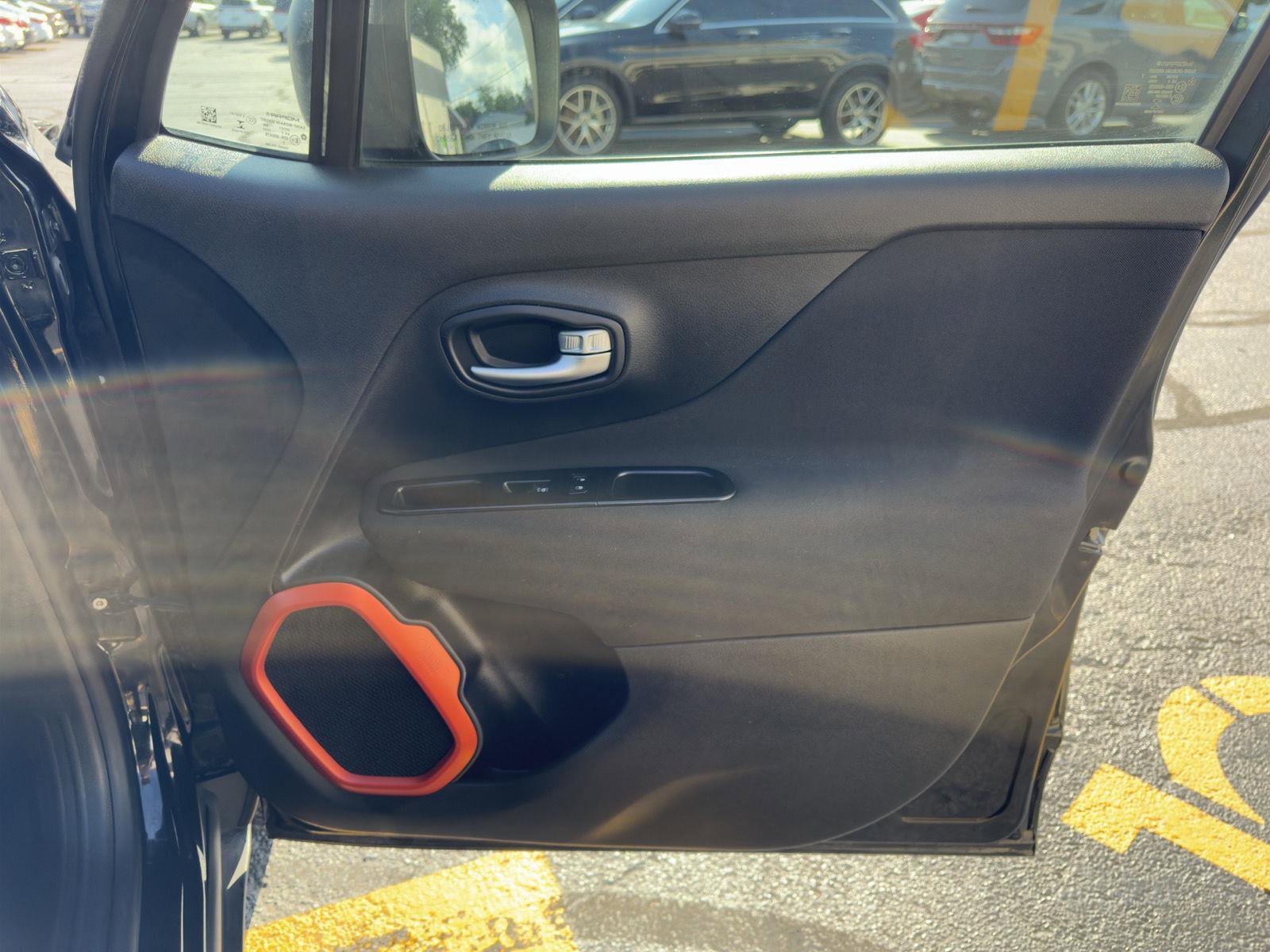 Used 2019 Jeep Renegade Sport AWD/4WD image 32