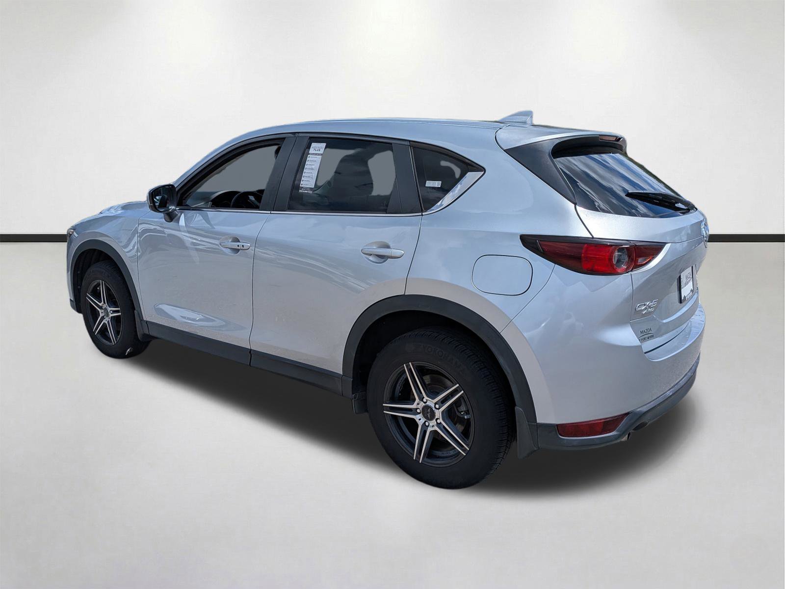 Used 2017 MAZDA CX-5 Touring w/ Preferred Equipment Package image 6