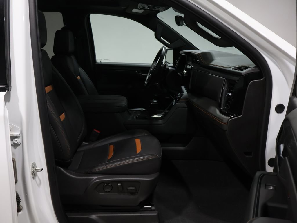 Used 2024 GMC Sierra 1500 AT4 w/ Technology Package image 25