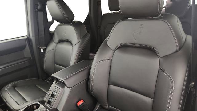 New 2025 Ford Bronco Outer Banks image 10