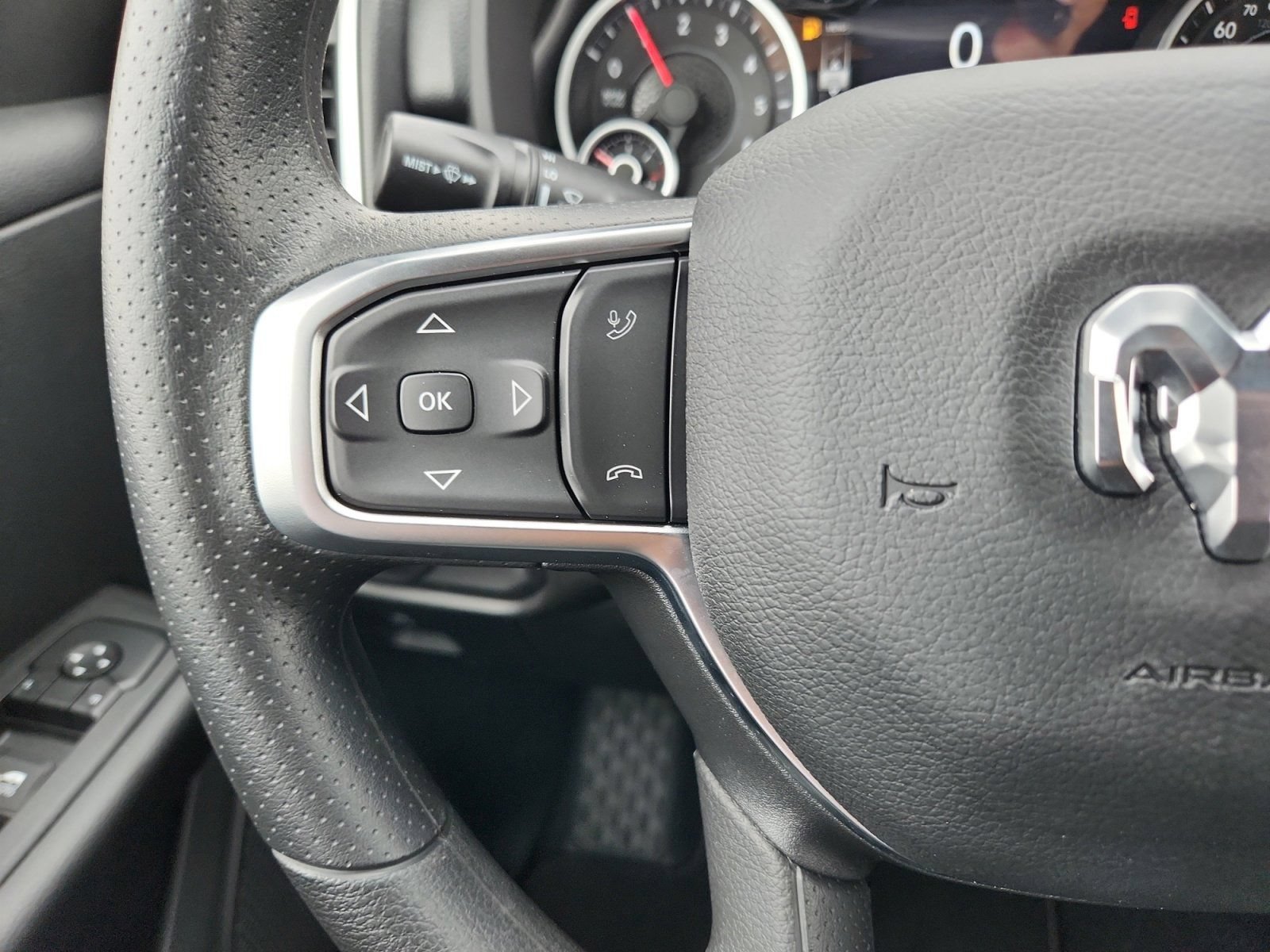New 2026 RAM 1500 Express AWD/4WD image 15