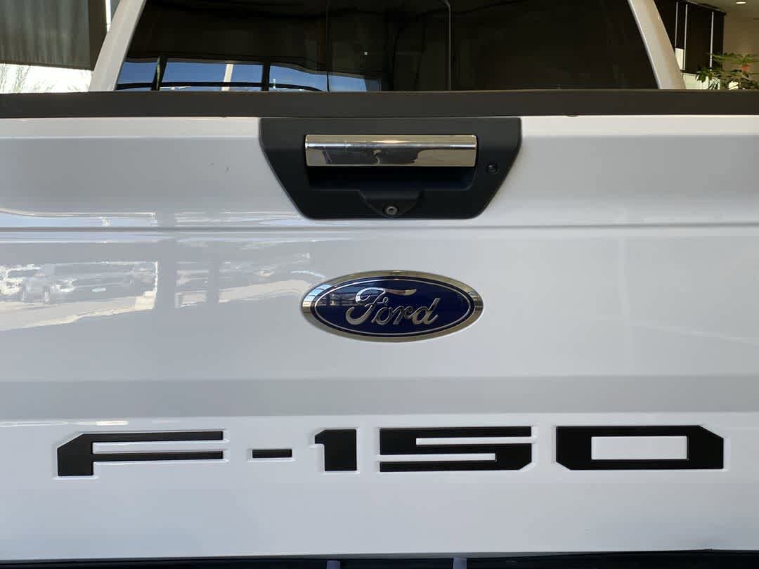 Used 2018 Ford F150 XLT w/ Equipment Group 302A Luxury AWD/4WD image 11