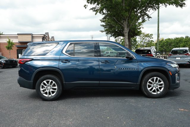 Used 2023 Chevrolet Traverse LS FWD image 4