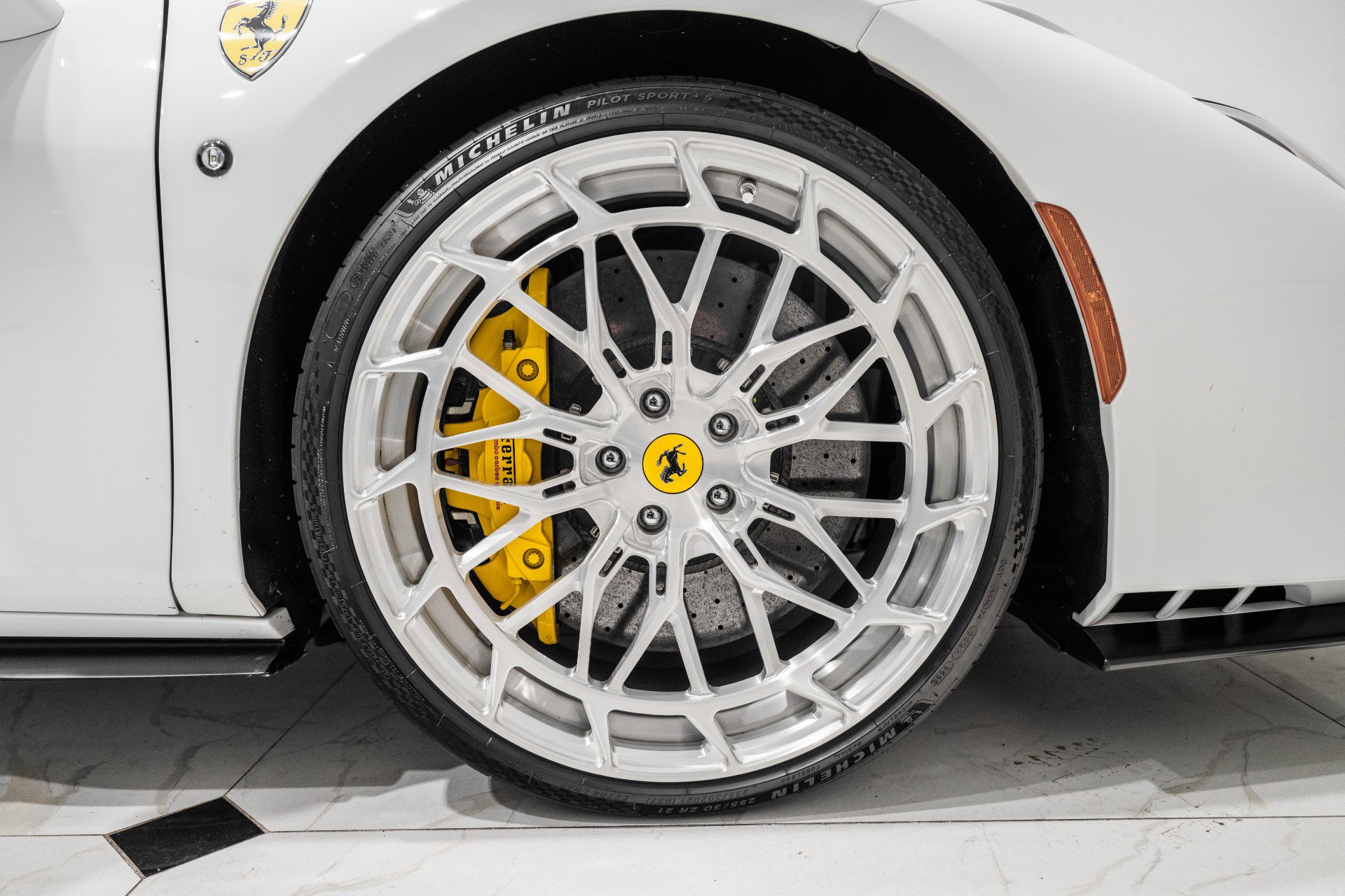 Used 2023 Ferrari F8 Tributo image 18