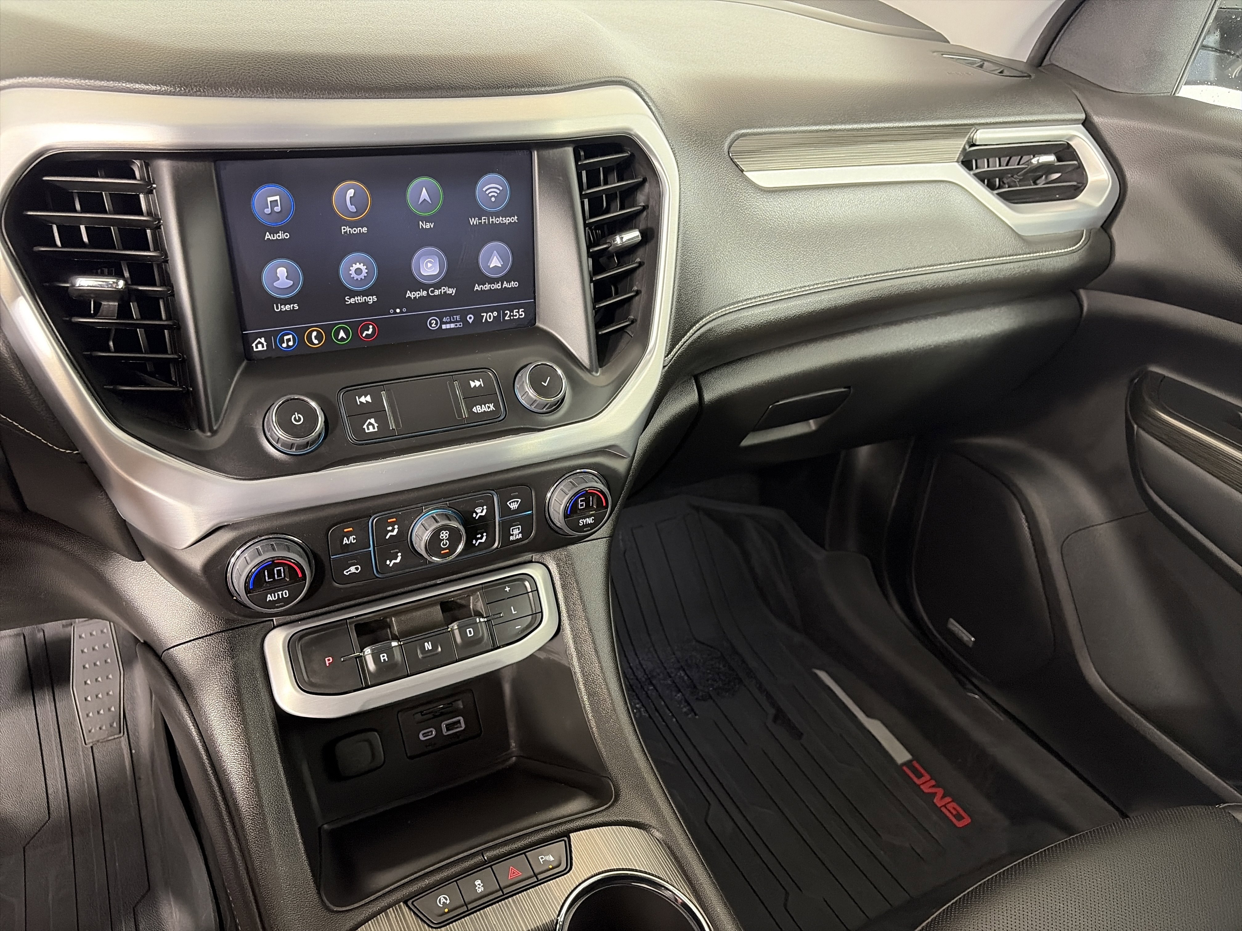 Used 2023 GMC Acadia SLT w/ Preferred Package AWD/4WD image 4