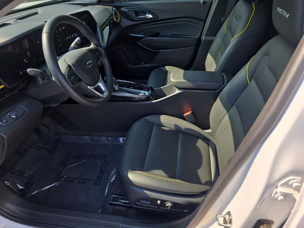 Used 2024 Chevrolet Trax ACTIV w/ Sunroof Package FWD image 15