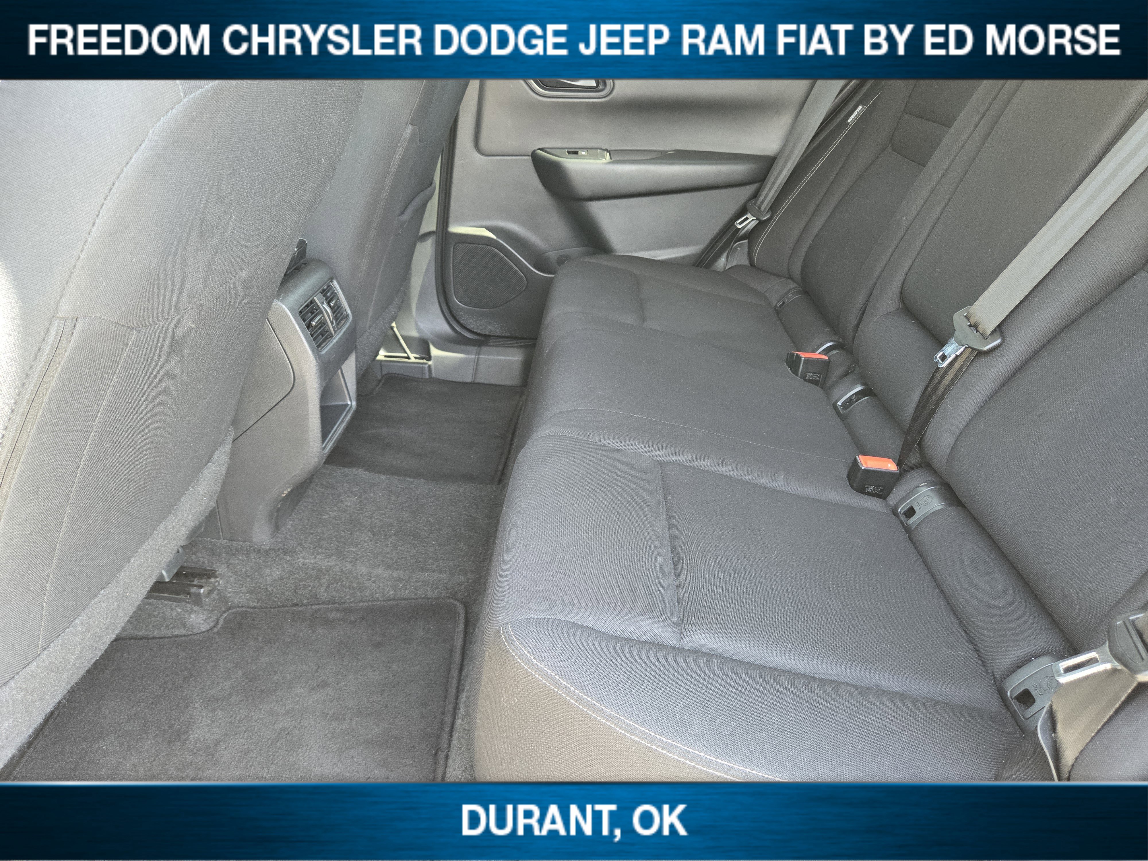 Used 2024 Nissan Rogue S FWD image 19