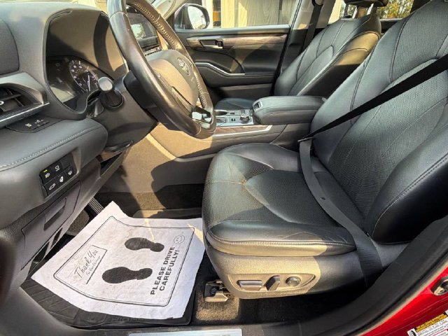 Used 2021 Toyota Highlander Limited AWD/4WD image 12