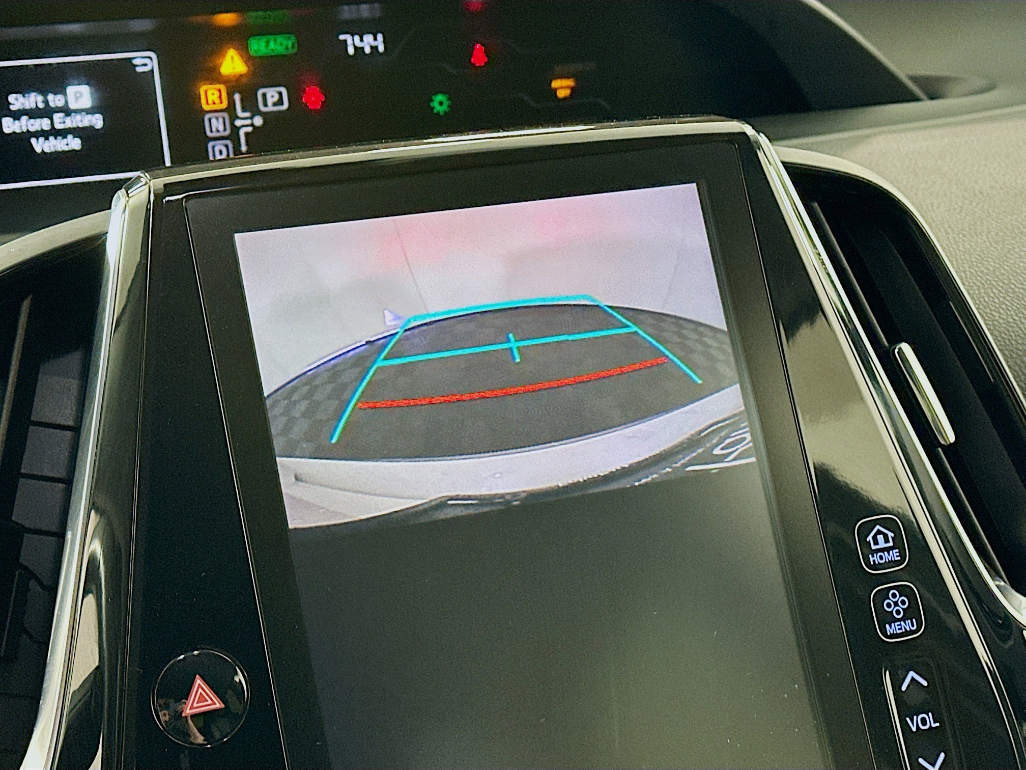 Used 2018 Toyota Prius Prime Premium FWD image 22