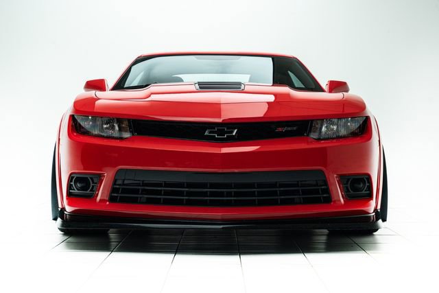 Used 2015 Chevrolet Camaro Z/28 RWD image 7