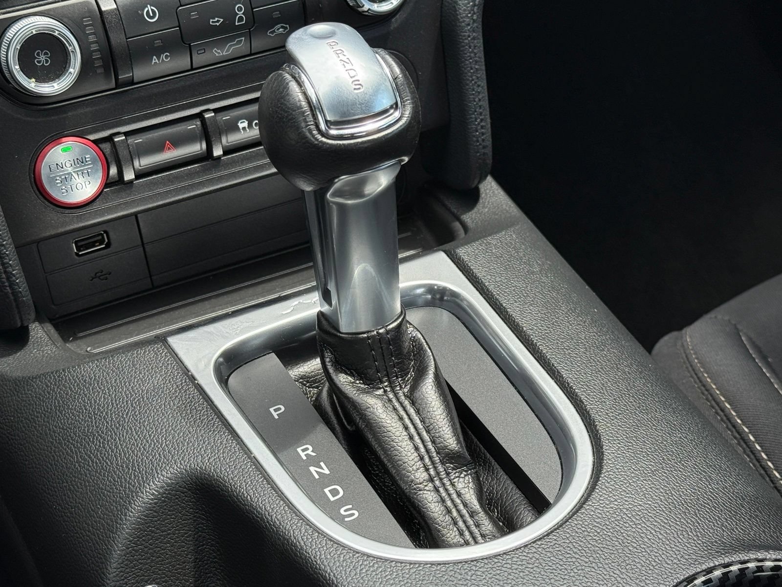 Used 2019 Ford Mustang GT RWD image 32