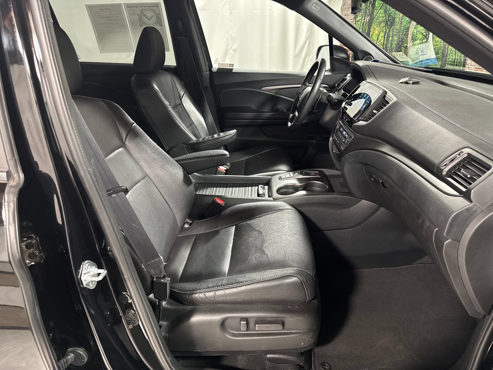 Used 2022 Honda Passport EX-L image 28