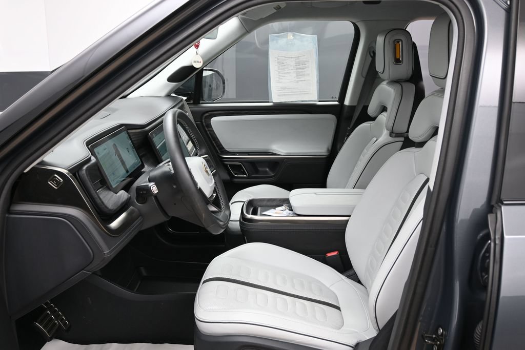 Used 2022 Rivian R1T Adventure AWD/4WD image 12