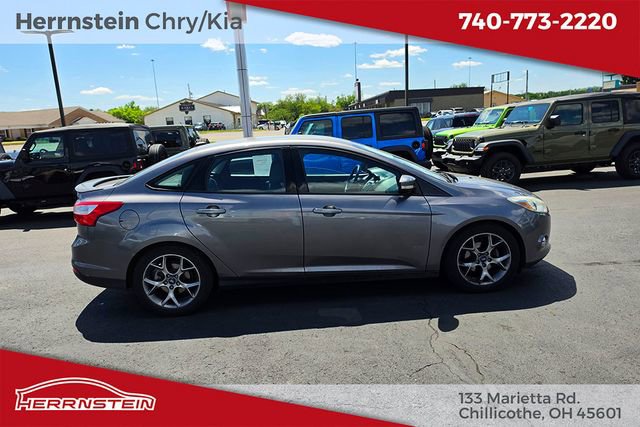 Used 2014 Ford Focus SE w/ Equipment Group 201A FWD image 30