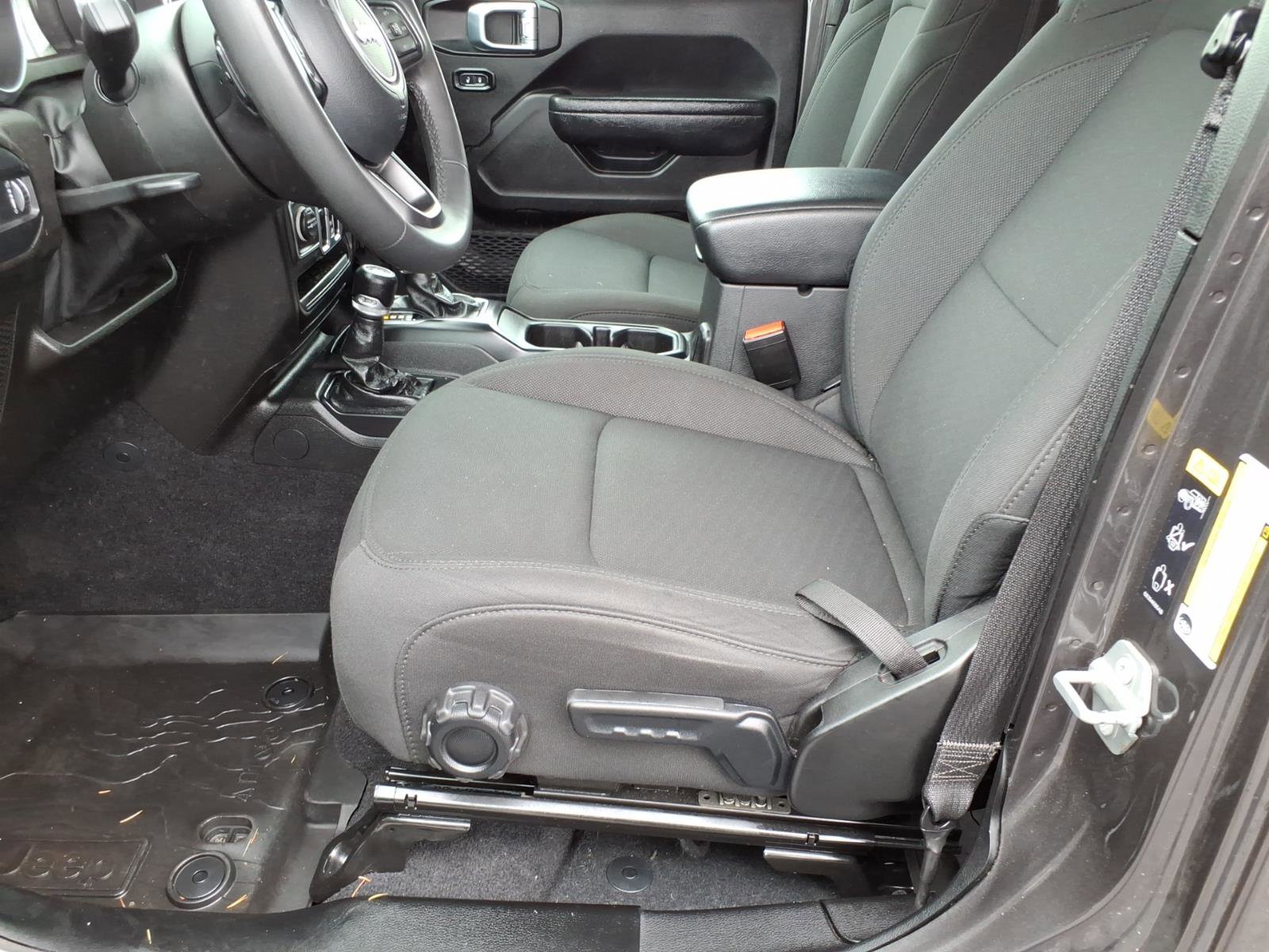 Used 2023 Jeep Wrangler Unlimited Sport AWD/4WD image 14
