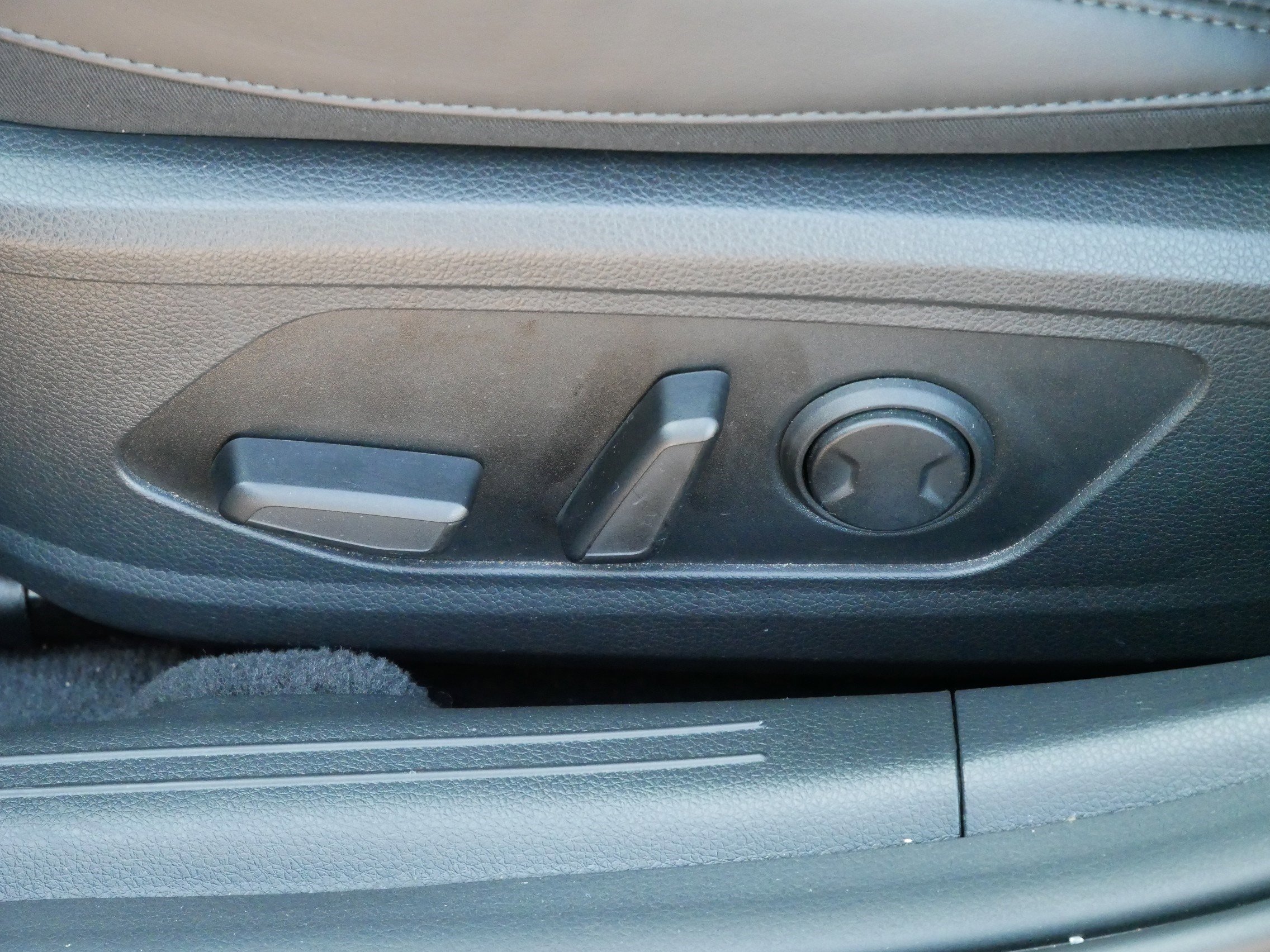 Used 2025 Kia K5 EX image 20