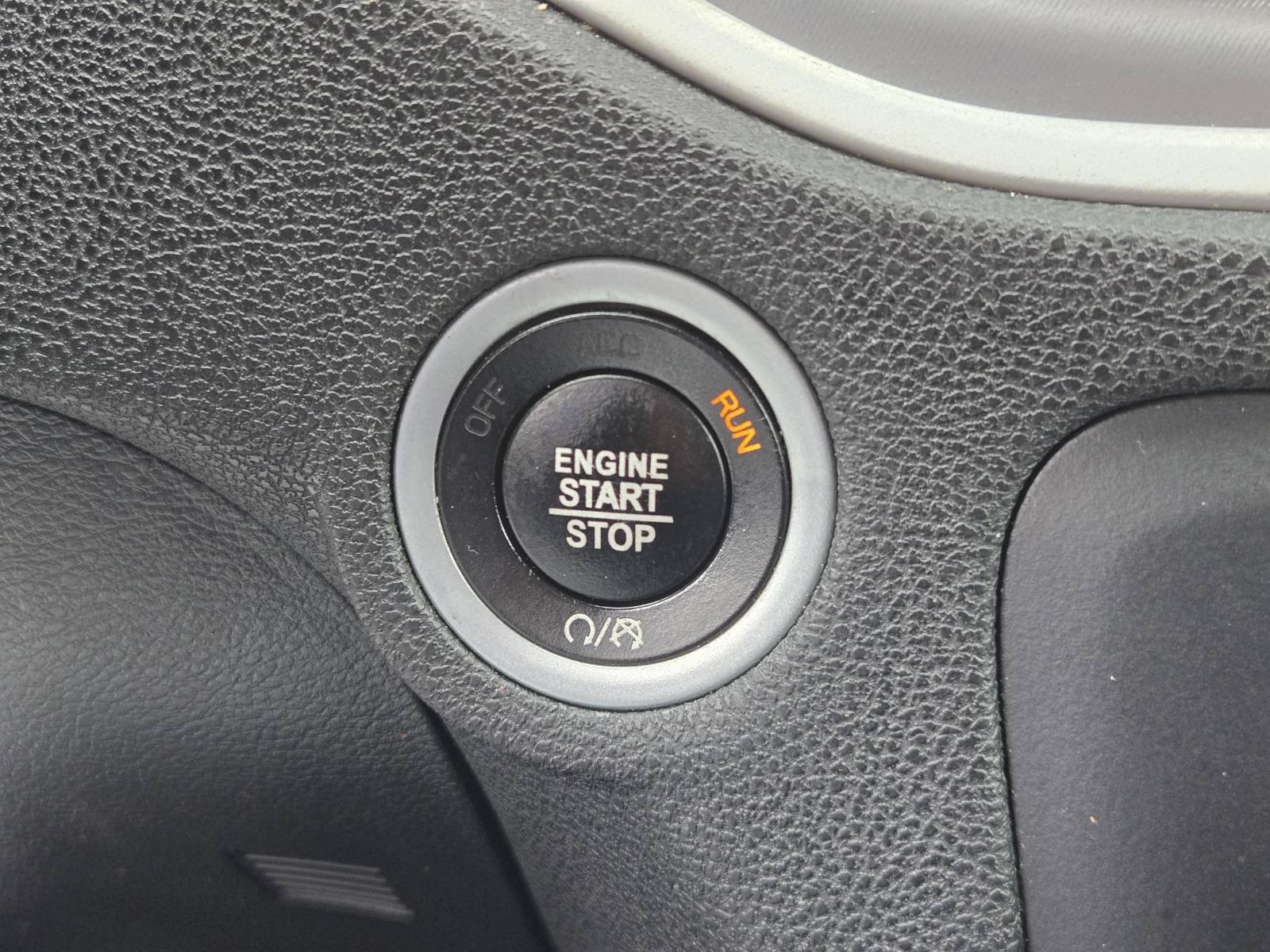 Certified 2022 Dodge Charger SXT RWD image 12