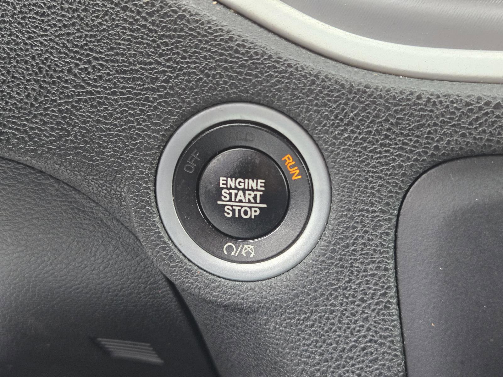 Certified 2022 Dodge Charger SXT RWD image 12