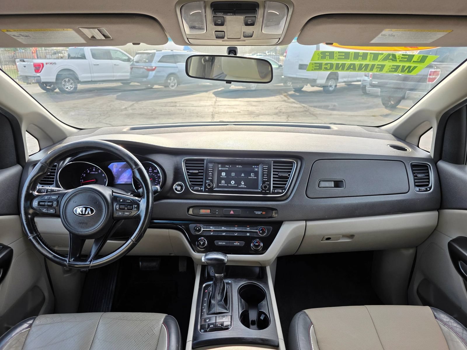 Used 2017 Kia Sedona LX w/ LX Essentials Premium Package FWD image 15