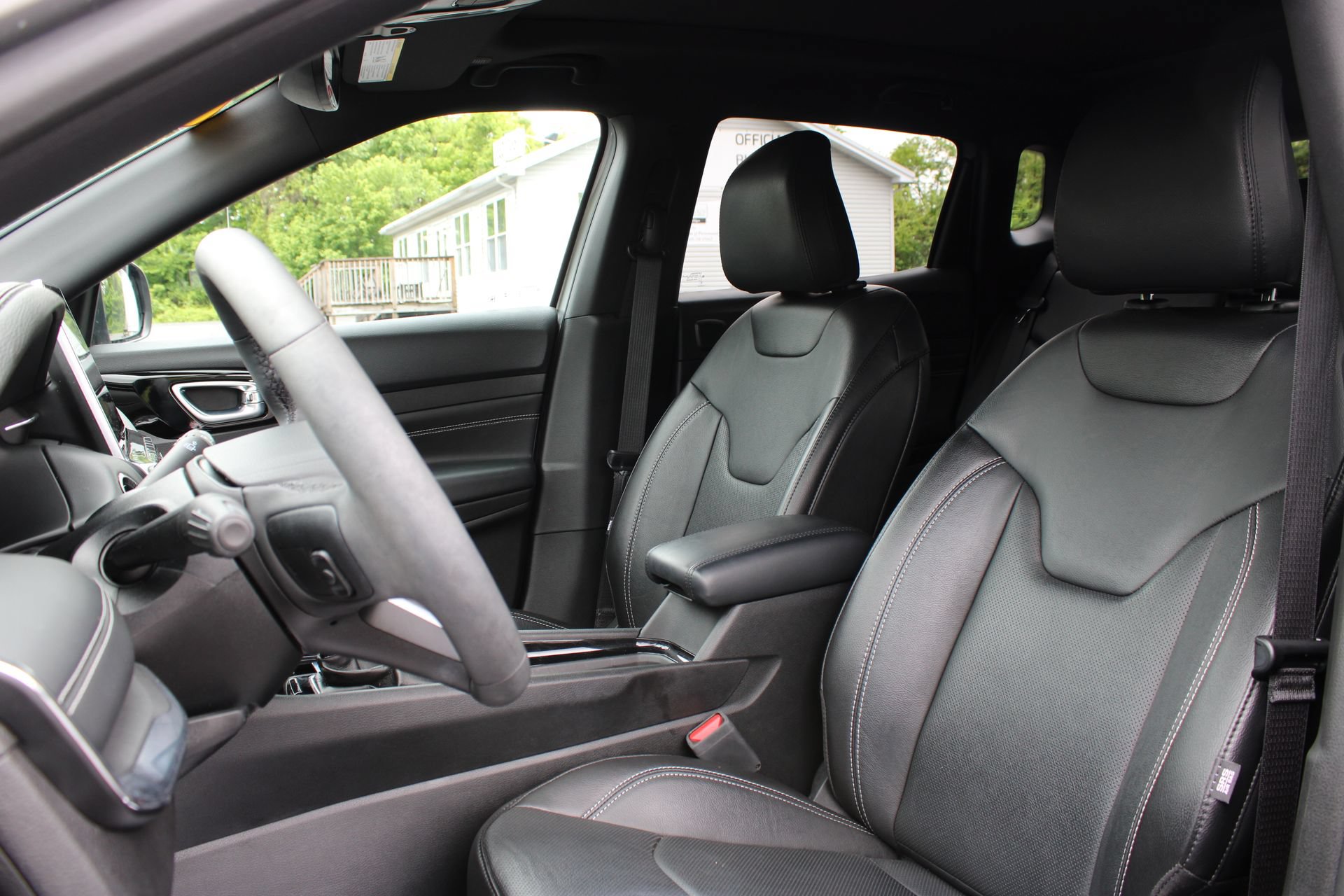 Used 2023 Jeep Compass High Altitude AWD/4WD image 14