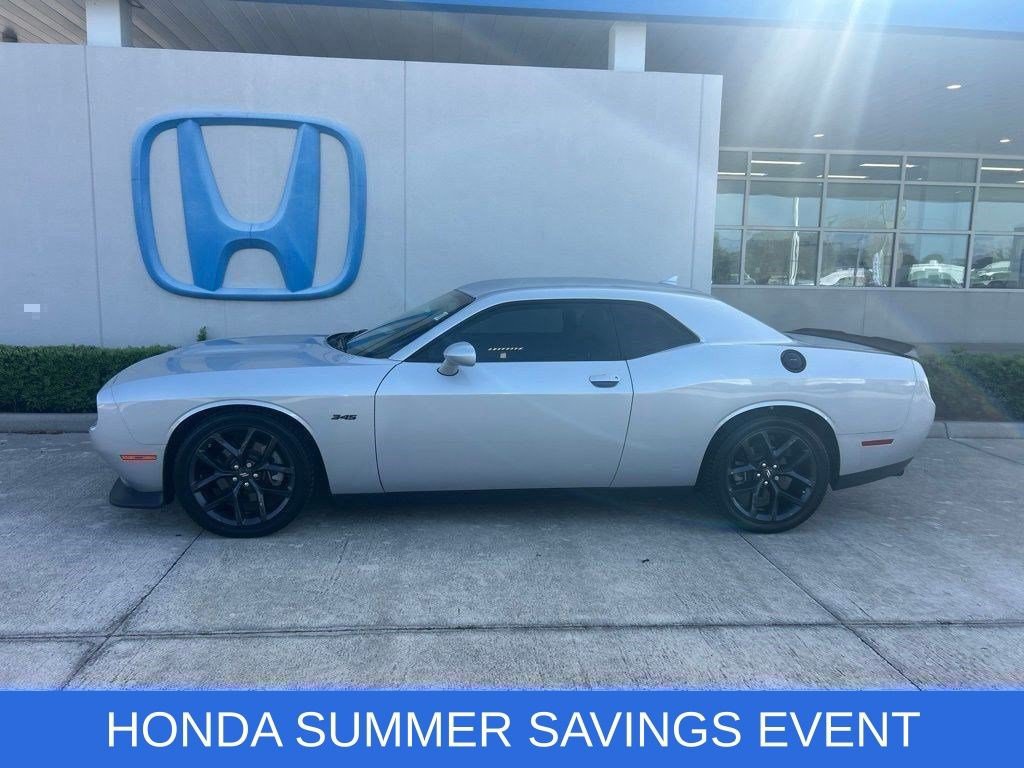 Used 2023 Dodge Challenger R/T w/ Plus Package RWD image 5