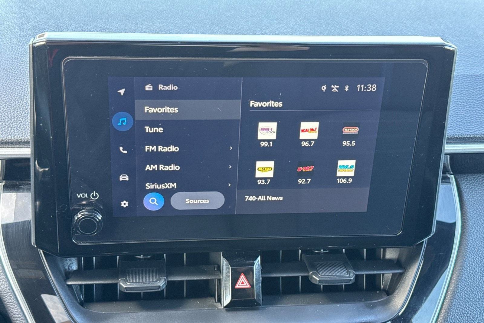 Used 2024 Toyota Corolla Cross SE w/ Moonroof Package image 18