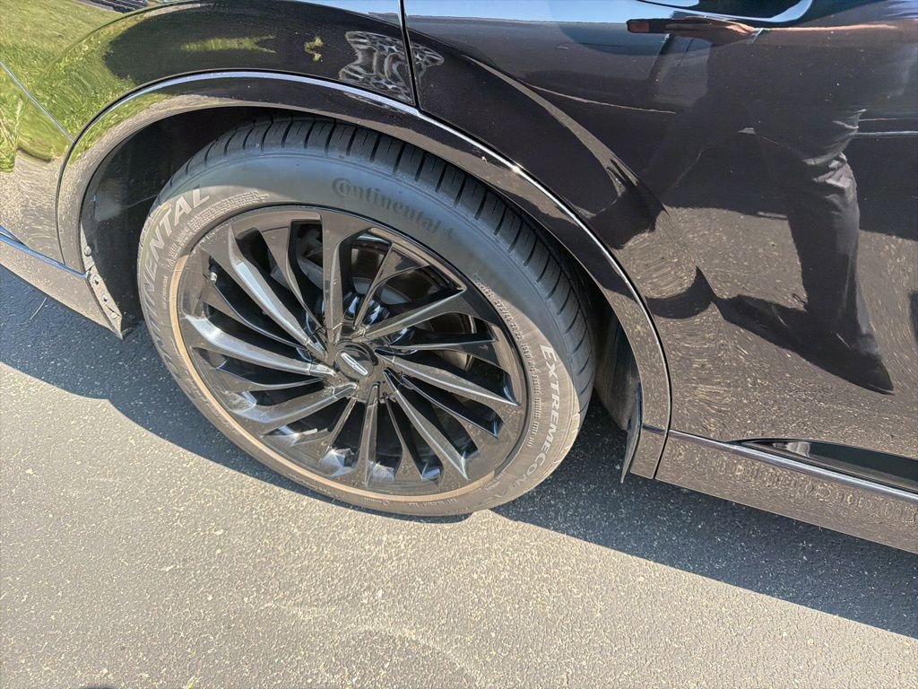 Used 2022 Lincoln Aviator Reserve w/ Equipment Group 201A AWD/4WD image 4