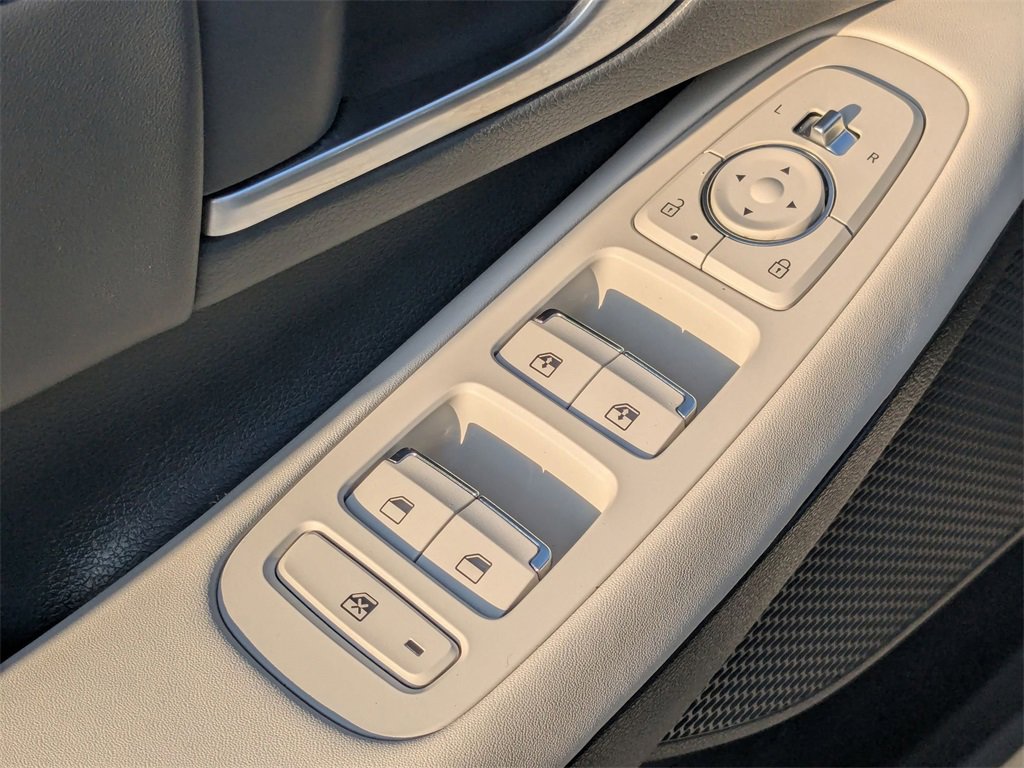 Used 2025 Hyundai Sonata SEL image 15