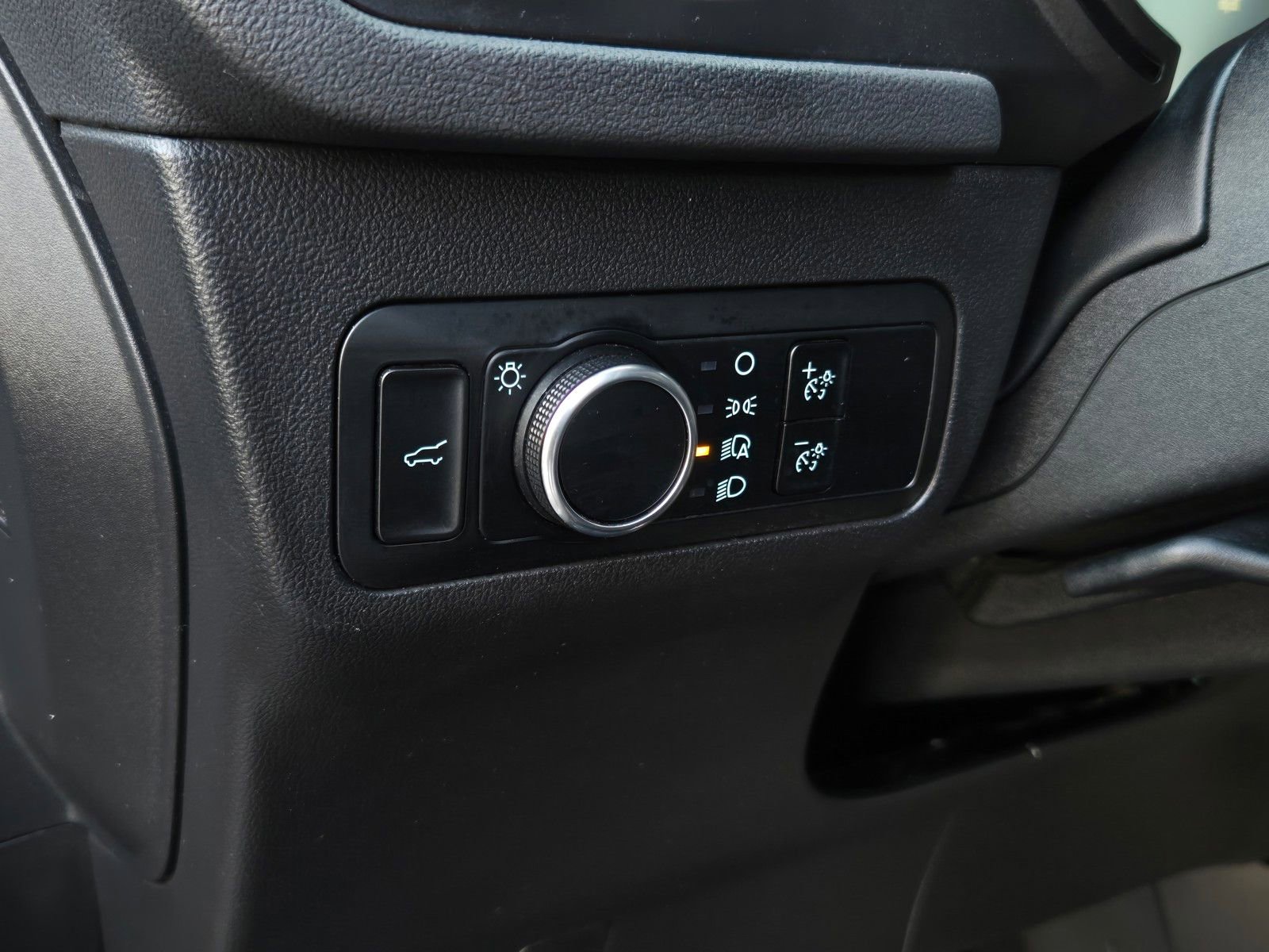 Used 2024 Ford Escape ST-Line image 16