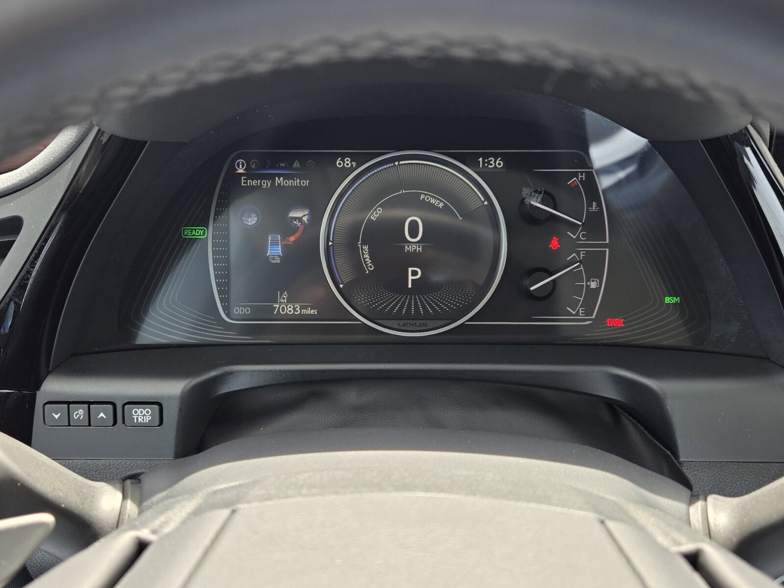 Certified 2025 Lexus ES 300h w/ Premium Package image 29