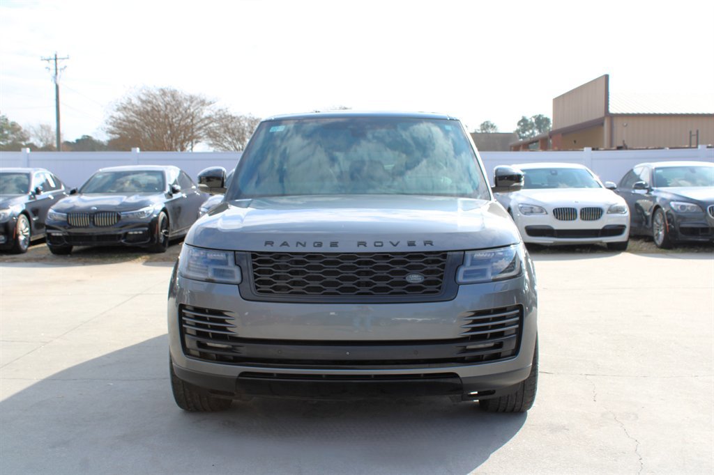 Used 2018 Land Rover Range Rover Supercharged image 2