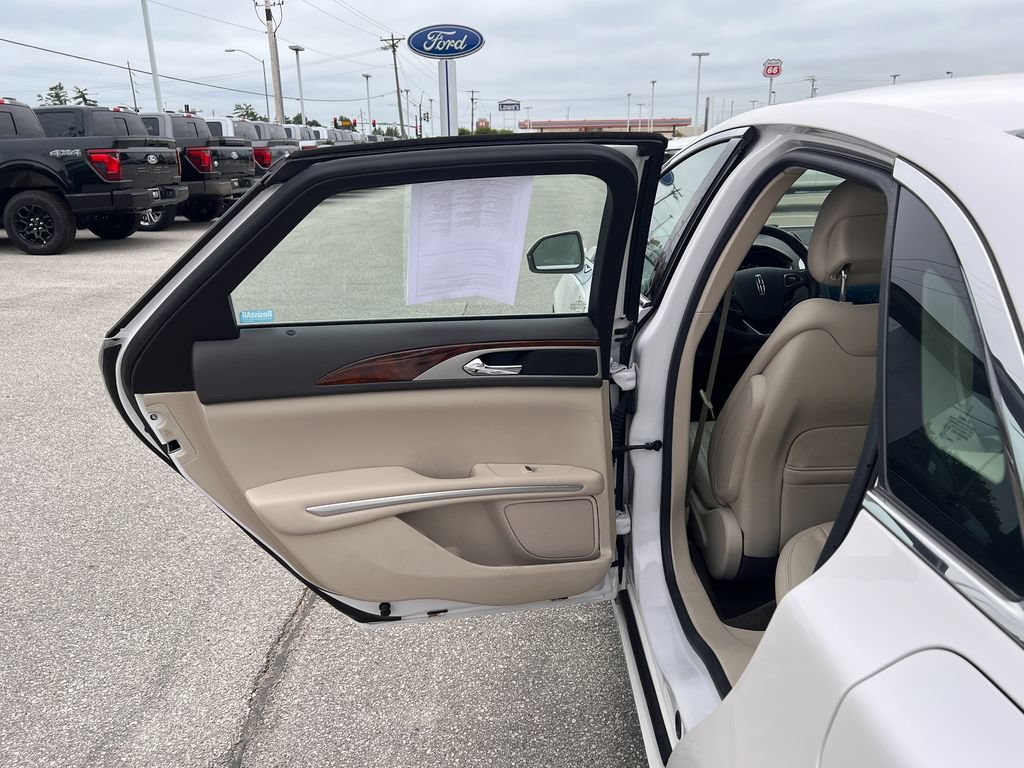 Used 2016 Lincoln MKZ AWD w/ Equipment Group 300A Reserve image 14