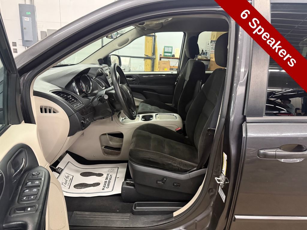 Used 2015 Dodge Grand Caravan SXT w/ Security Group FWD image 12