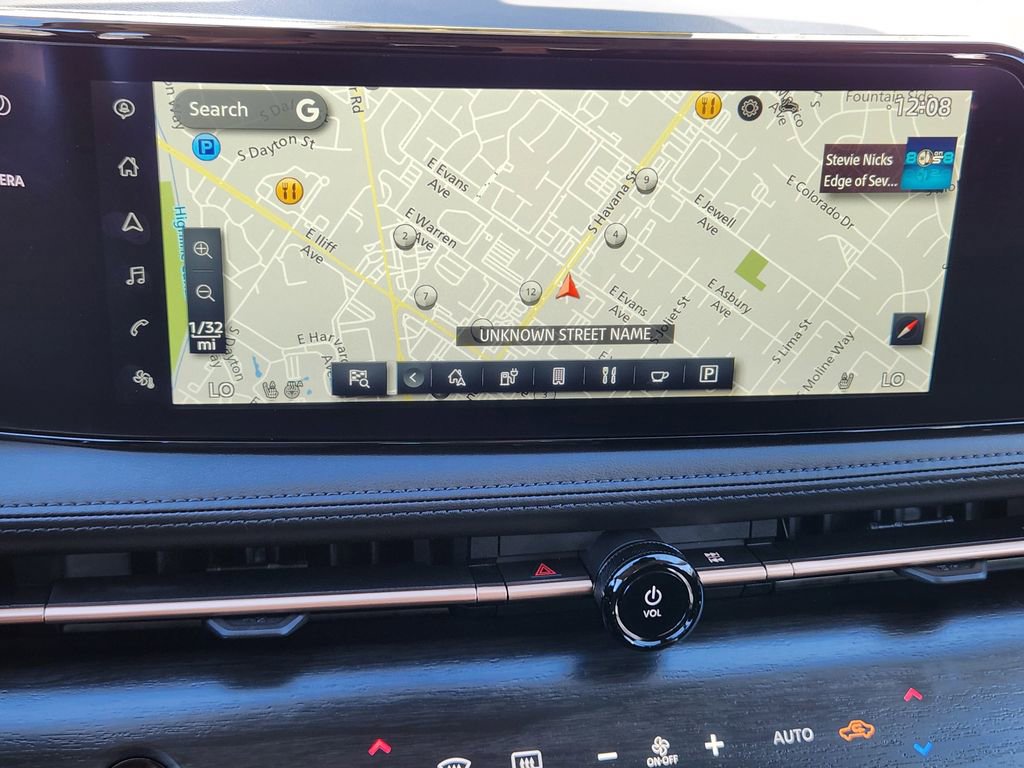 Used 2023 Nissan Ariya AWD image 13