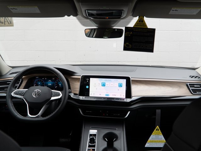 New 2026 Volkswagen Atlas SE image 10