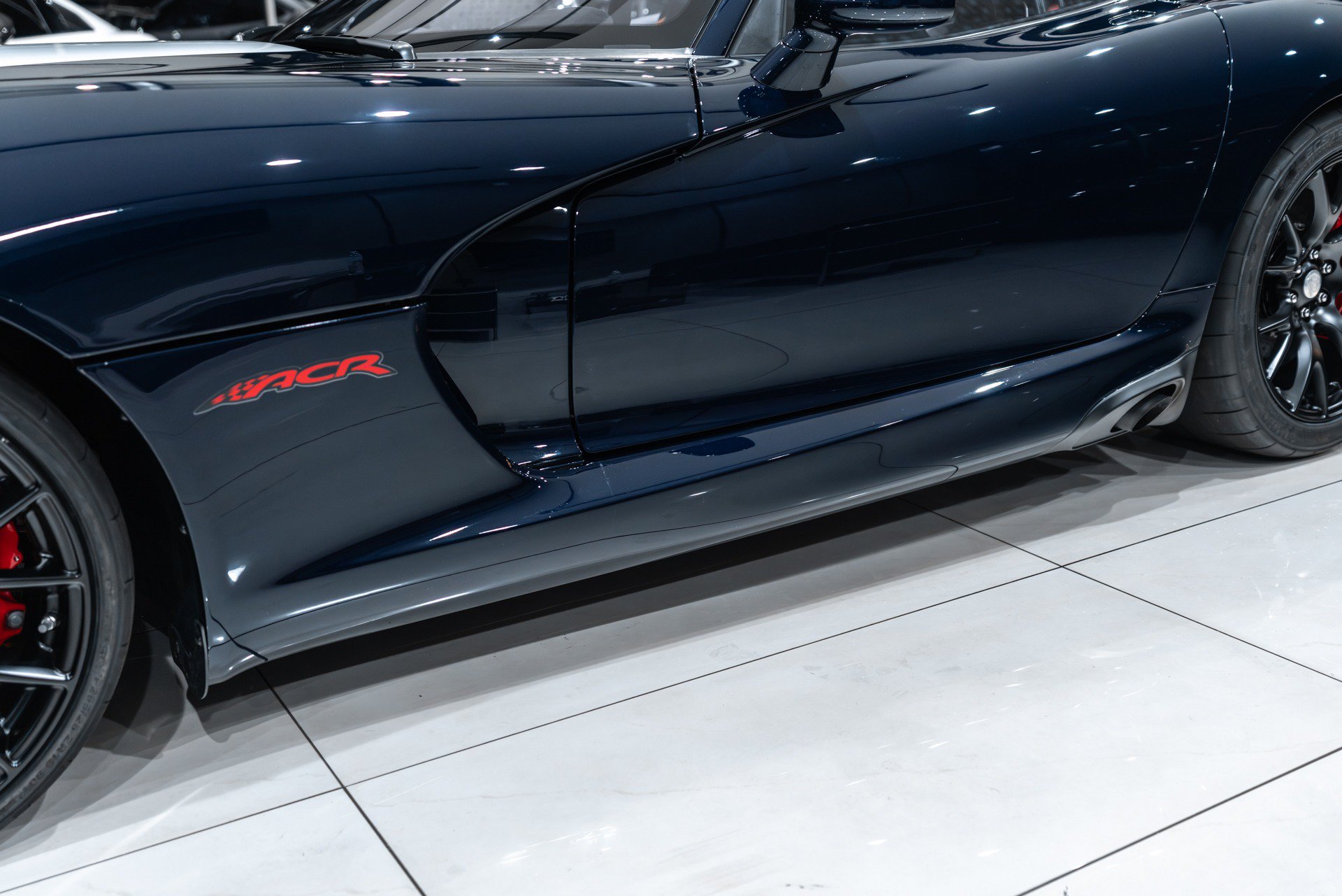Used 2016 Dodge Viper ACR RWD image 14