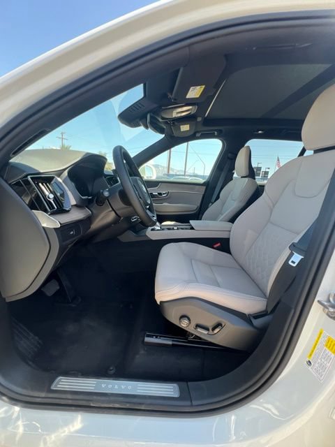 New 2026 Volvo XC90 B5 Core AWD/4WD image 24