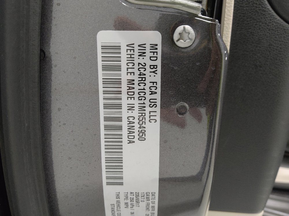 Used 2021 Chrysler Voyager LX FWD image 33