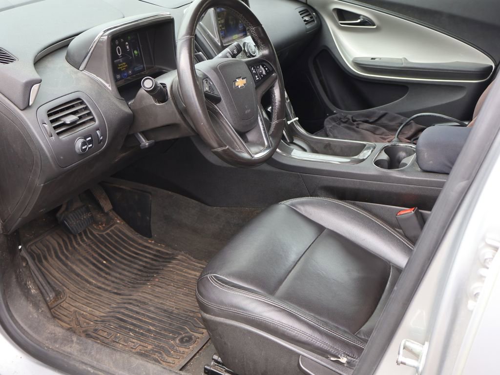 Used 2013 Chevrolet Volt Premium w/ Premium Trim Package image 4
