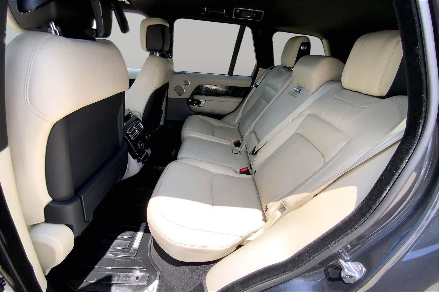 Used 2018 Land Rover Range Rover HSE AWD/4WD image 19